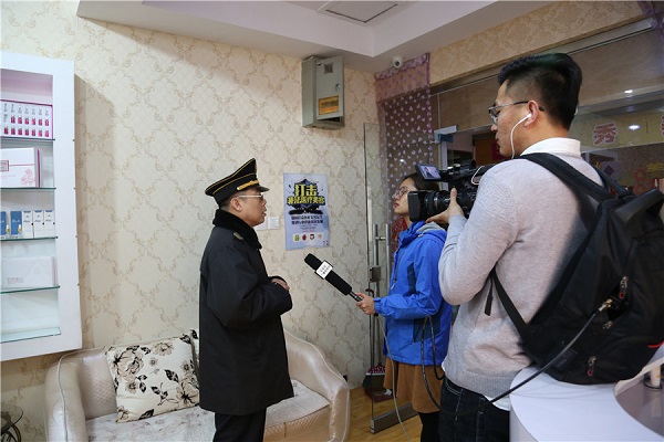 ʯ��ׯ�д���Ƿ�ҽ������ר���ж�����ʱ��������Ԫ��Ʒ����һ���ֽ���